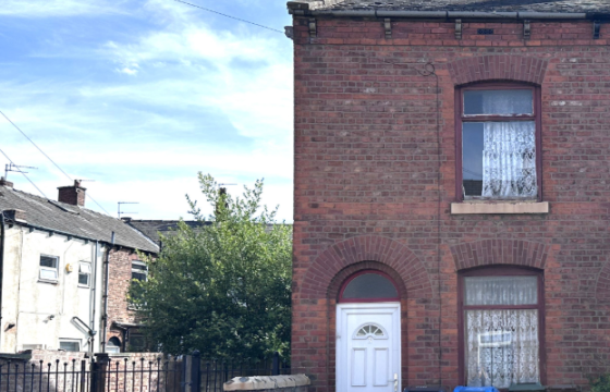 Modernisation in Failsworth photo